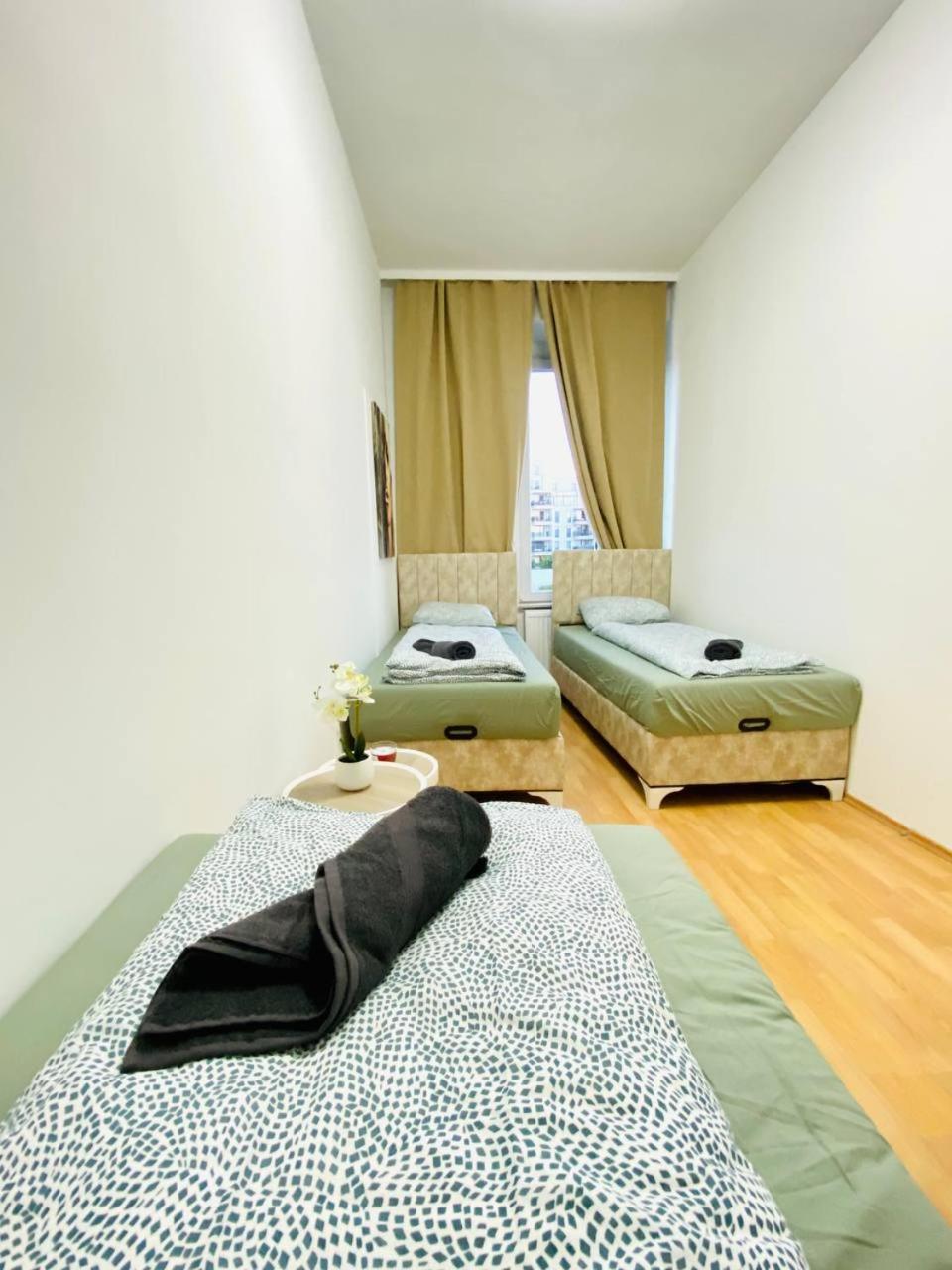 Comfortable Room In The 23Rd District Of Vienna Fr4 Luaran gambar