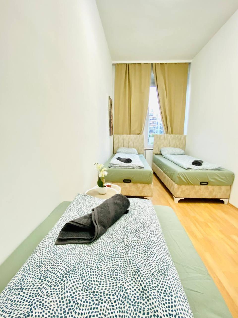 Comfortable Room In The 23Rd District Of Vienna Fr4 Luaran gambar