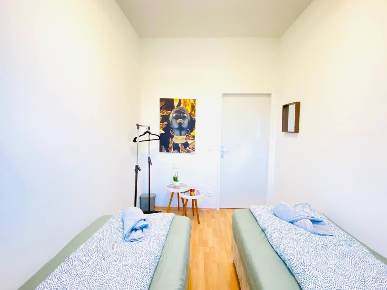 Comfortable Room In The 23Rd District Of Vienna Fr4 Luaran gambar